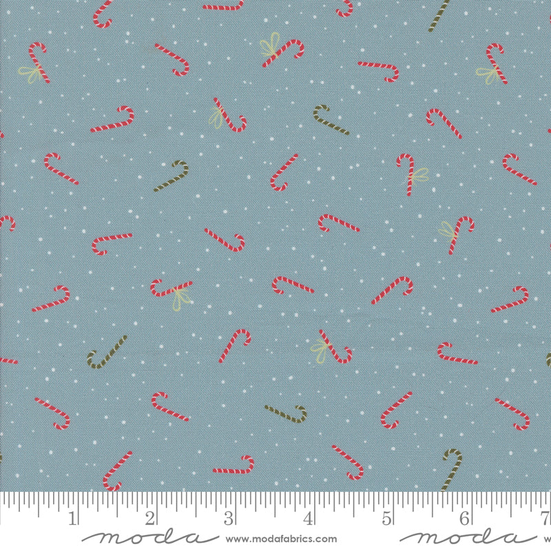 Purrfect Christmas Layer Cake (Forty-two 10" Squares) by Elena Amo for Moda Fabrics