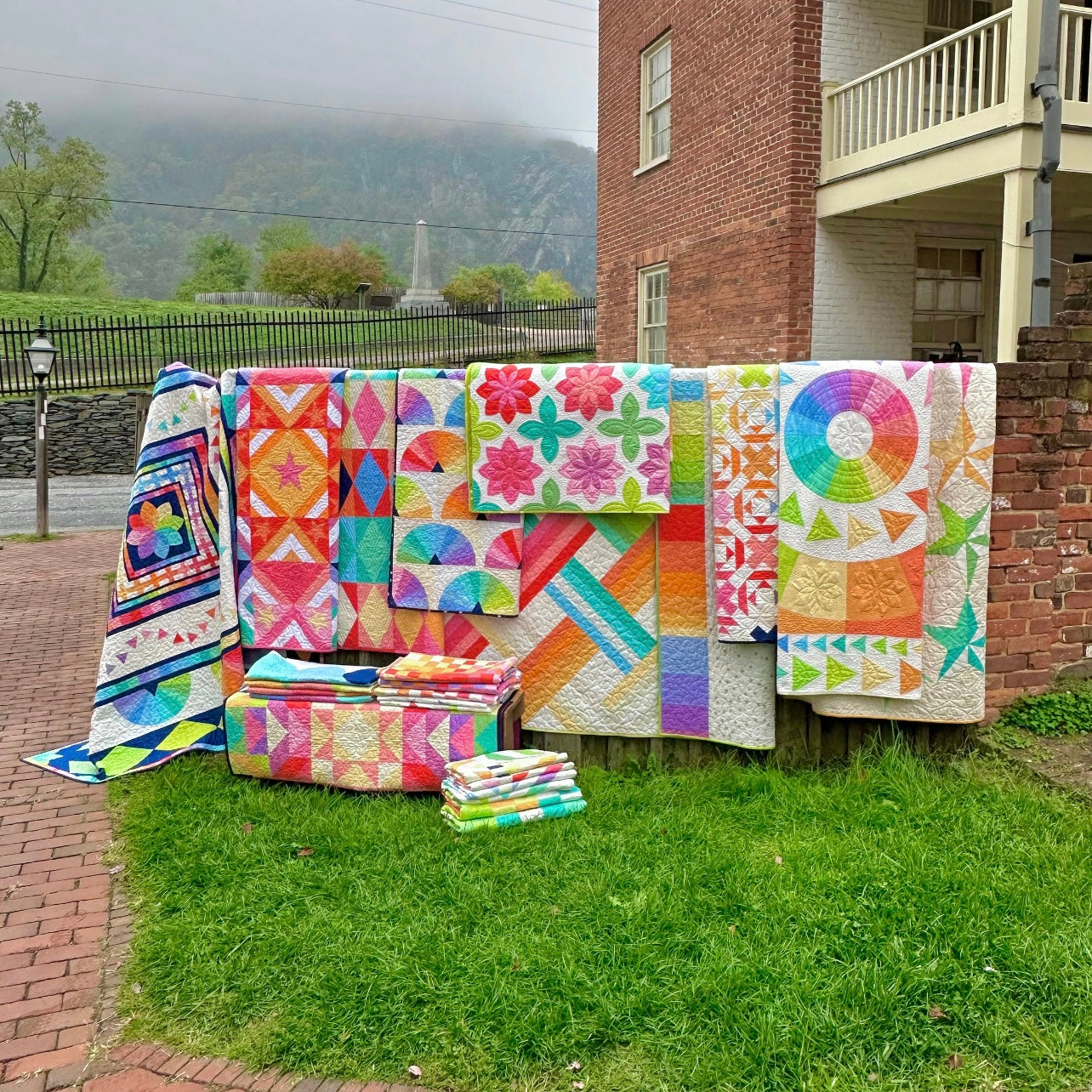 Rainbow Quilt Color Method Book by Sarah Thomas (Sariditty)