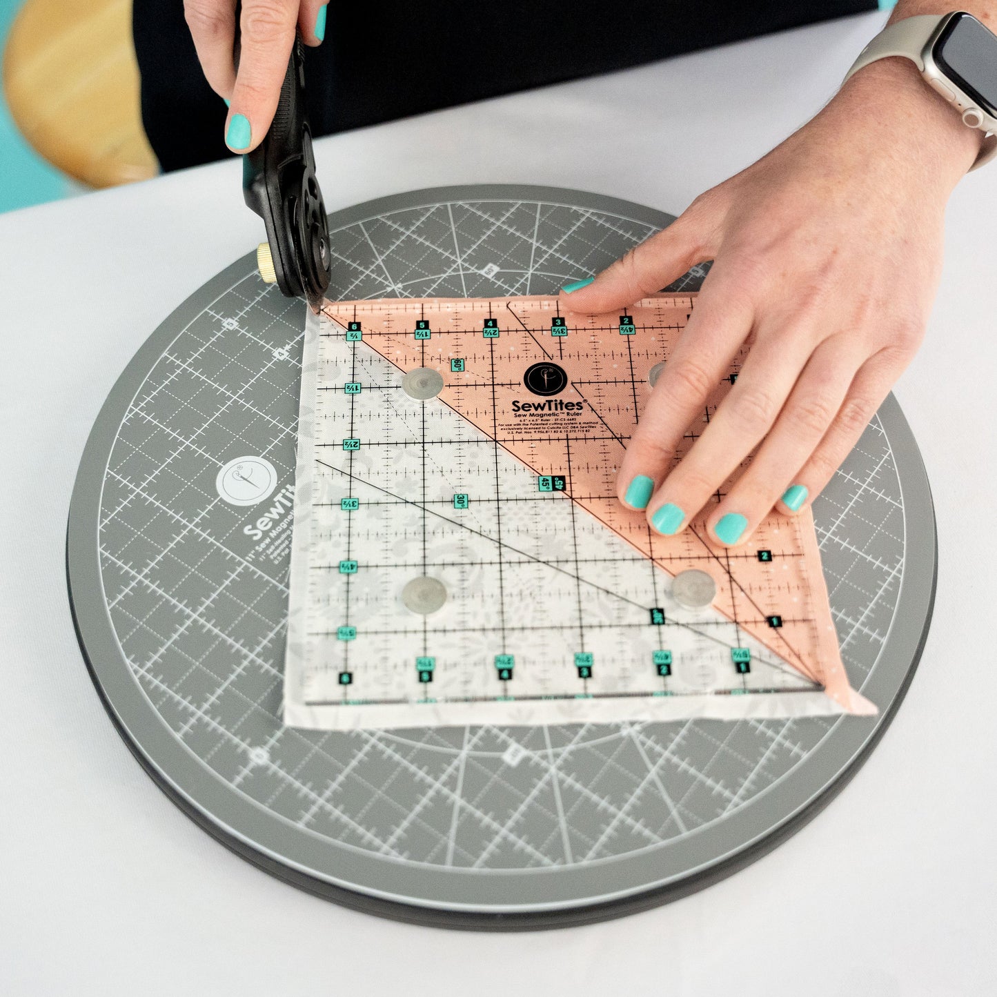 PRE-ORDER: Sew Magnetic 11" Rotating Self-Healing Cutting Mat by SewTites
