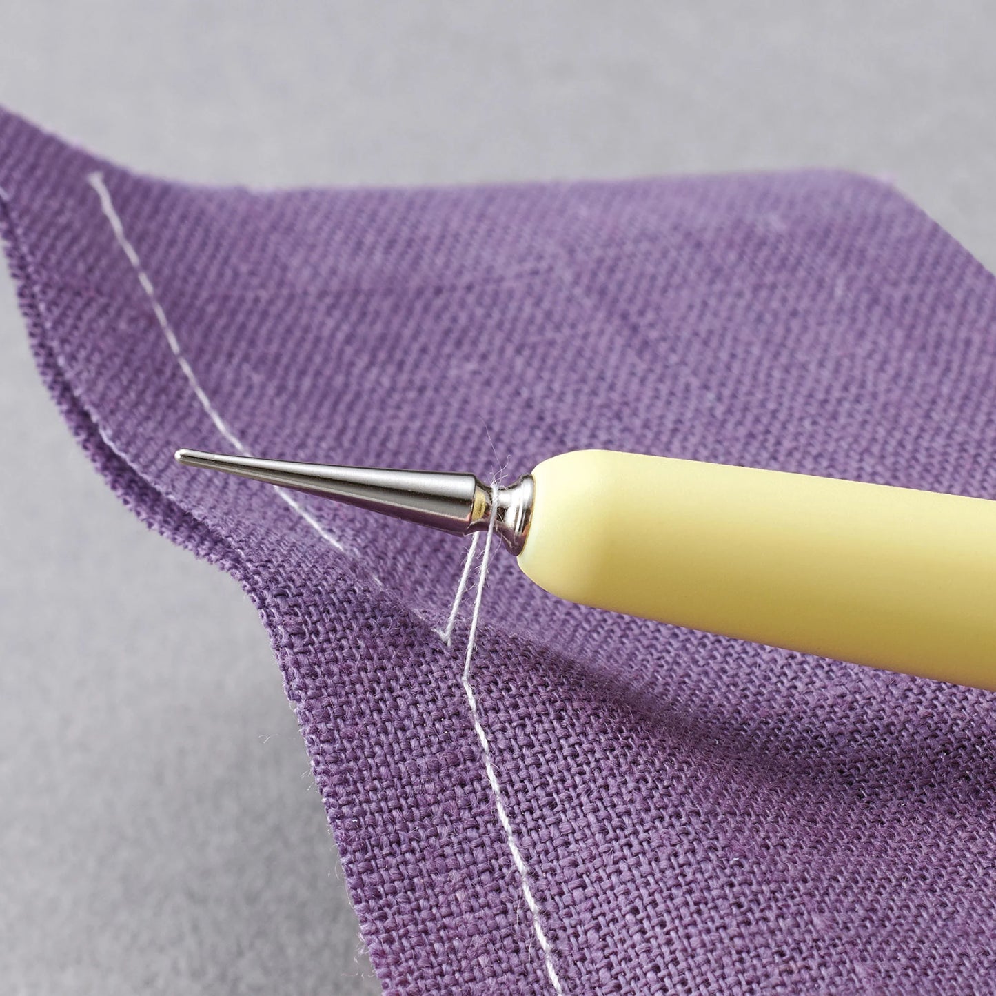 Metal Hera Marker with Stylus - by Clover