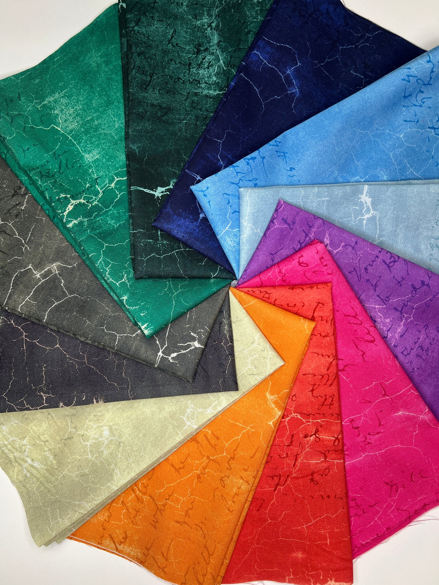 Tim Holtz – Cracked Shadow – Fabric Bundle