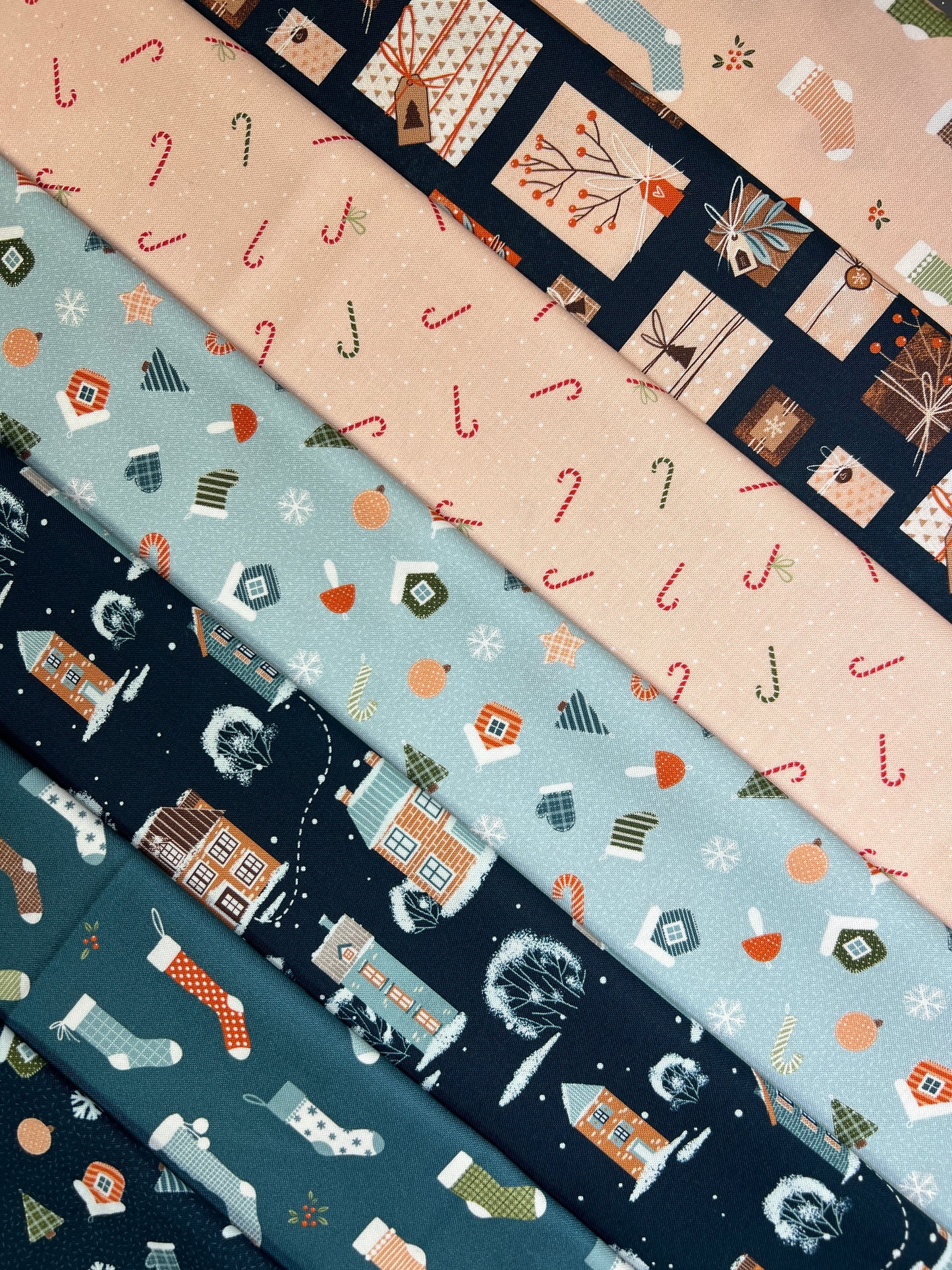 Cozy Village – 7-Piece Winter Fabric Bundle