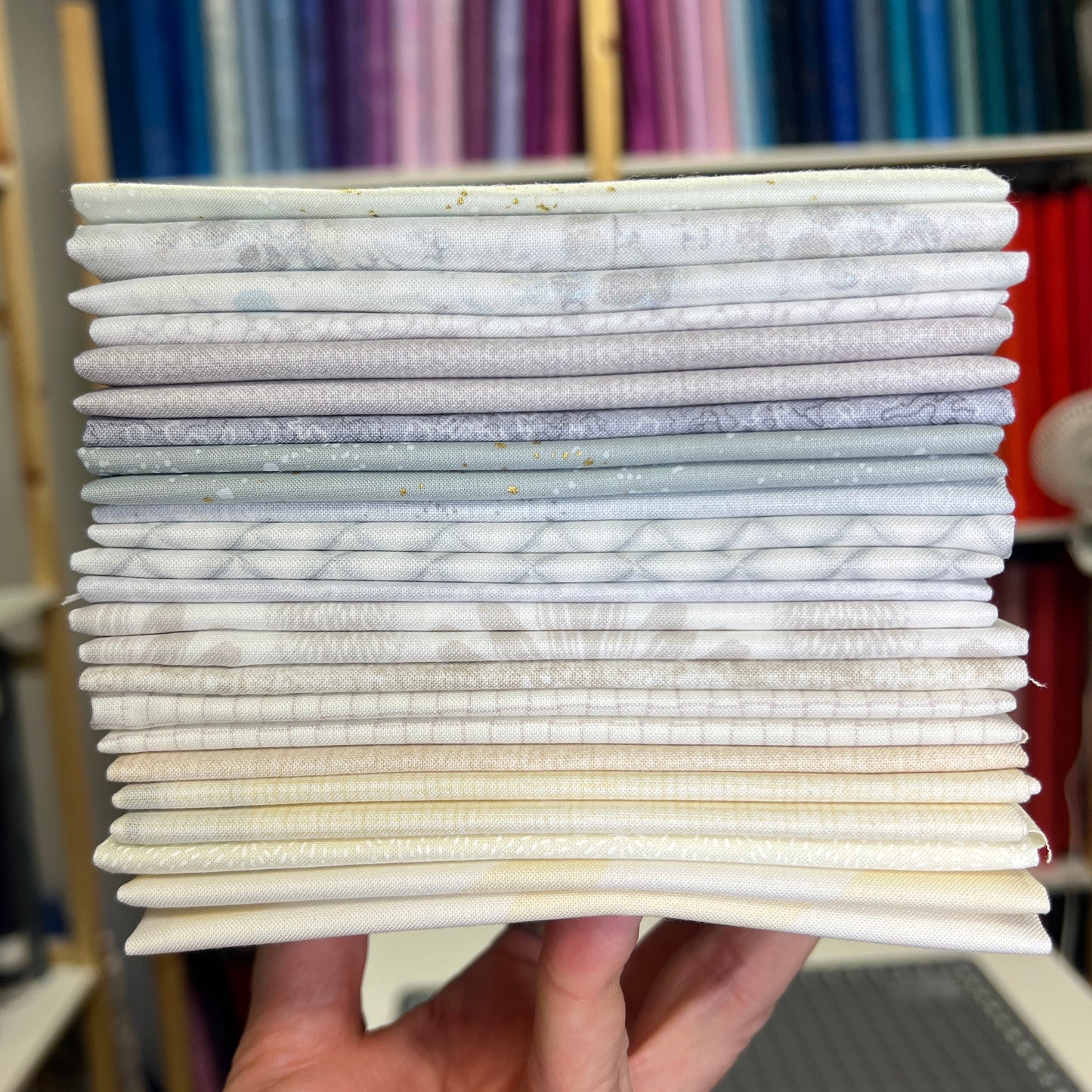 Low Volume Love - 16 Fat Quarter Bundle