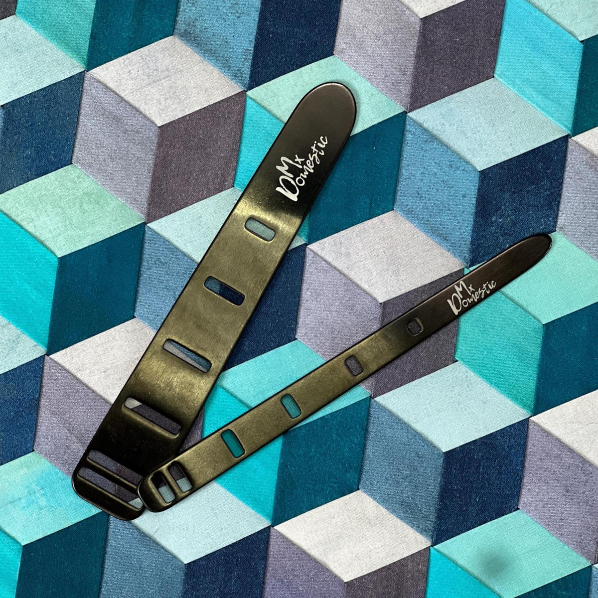 Mx Weaver – 2-Piece Fabric Weaving & Threading Tool Set by Mx Domestic™