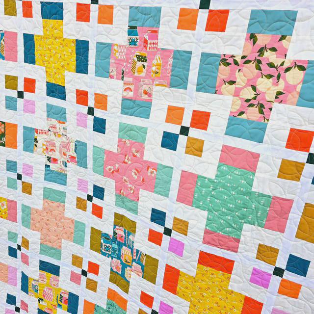 Frankie - Quilt Pattern - Fat Quarter Pattern by Suzanne Jackman of Splendid Speck
