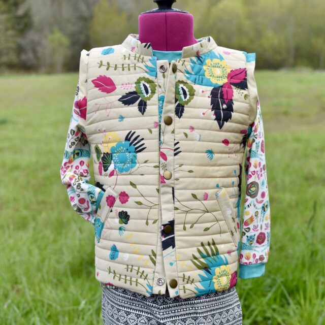 Helena’s Puffer Vest Outfit – Tallinn Fabrics Blog Tour