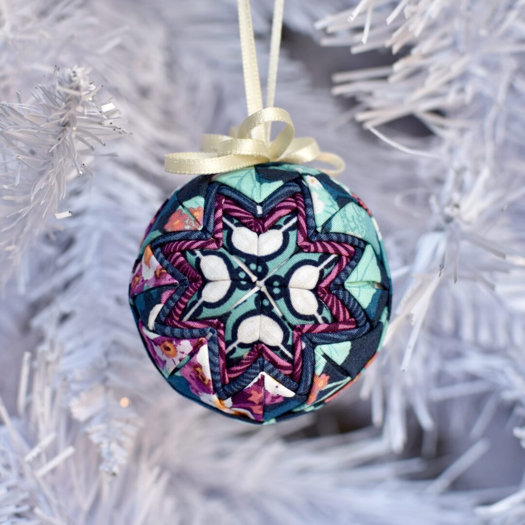 Quilted Ball Ornament: Mediterraneo Edition